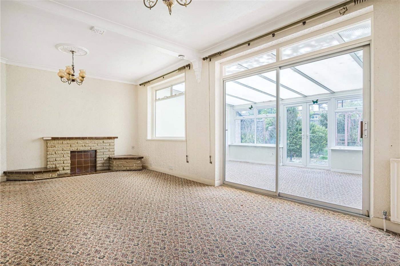 2 bedroom bungalow for sale in Orpington | Robinson Jackson