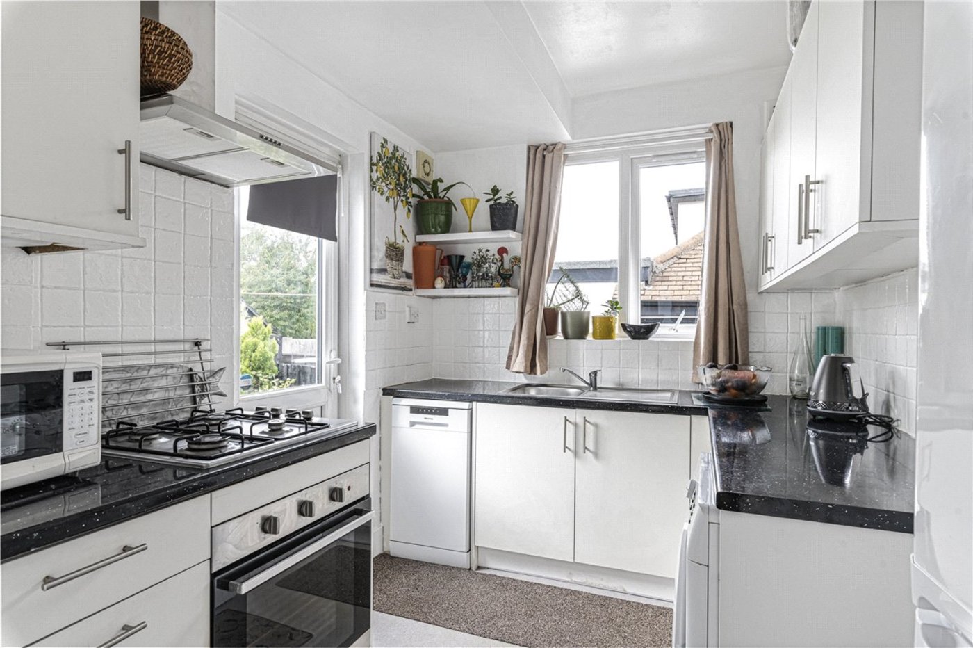 2 bedroom bungalow for sale in South Orpington | Robinson Jackson