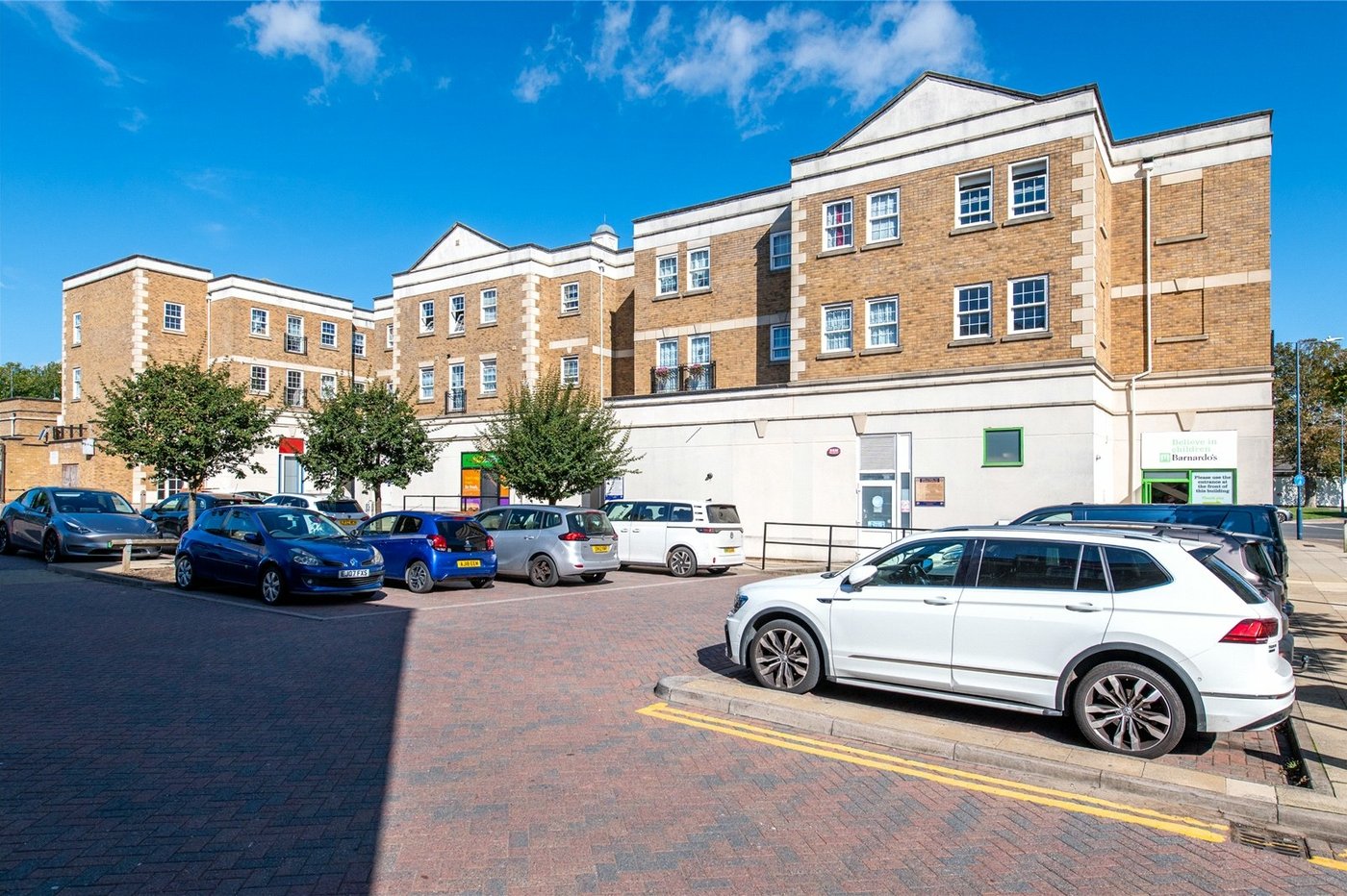 2 bedroom property for sale in Maidstone | Robinson Michael & Jackson
