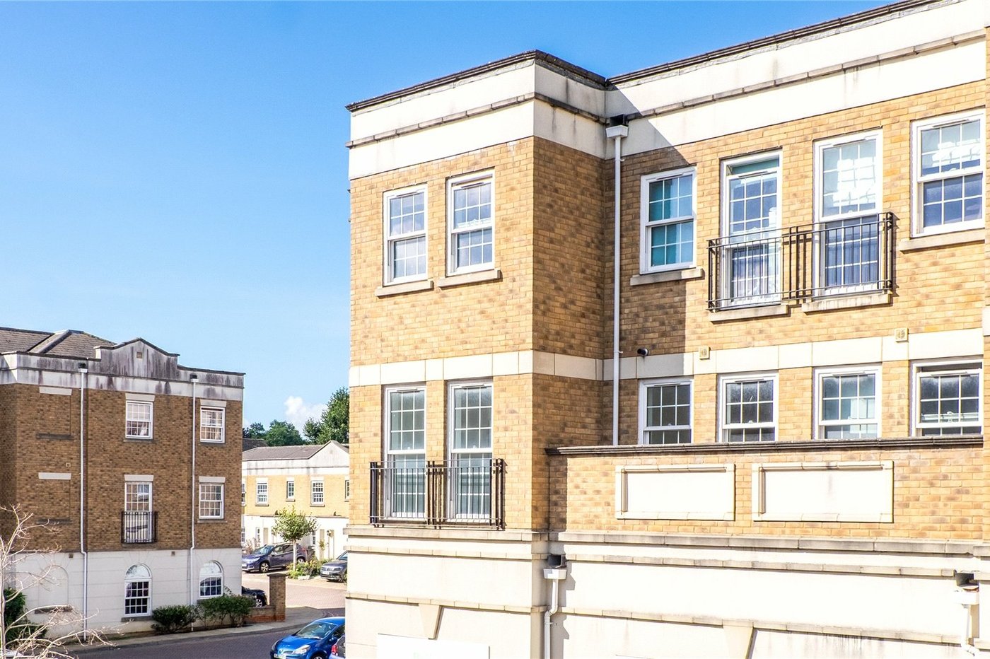 2 bedroom property for sale in Maidstone | Robinson Michael & Jackson