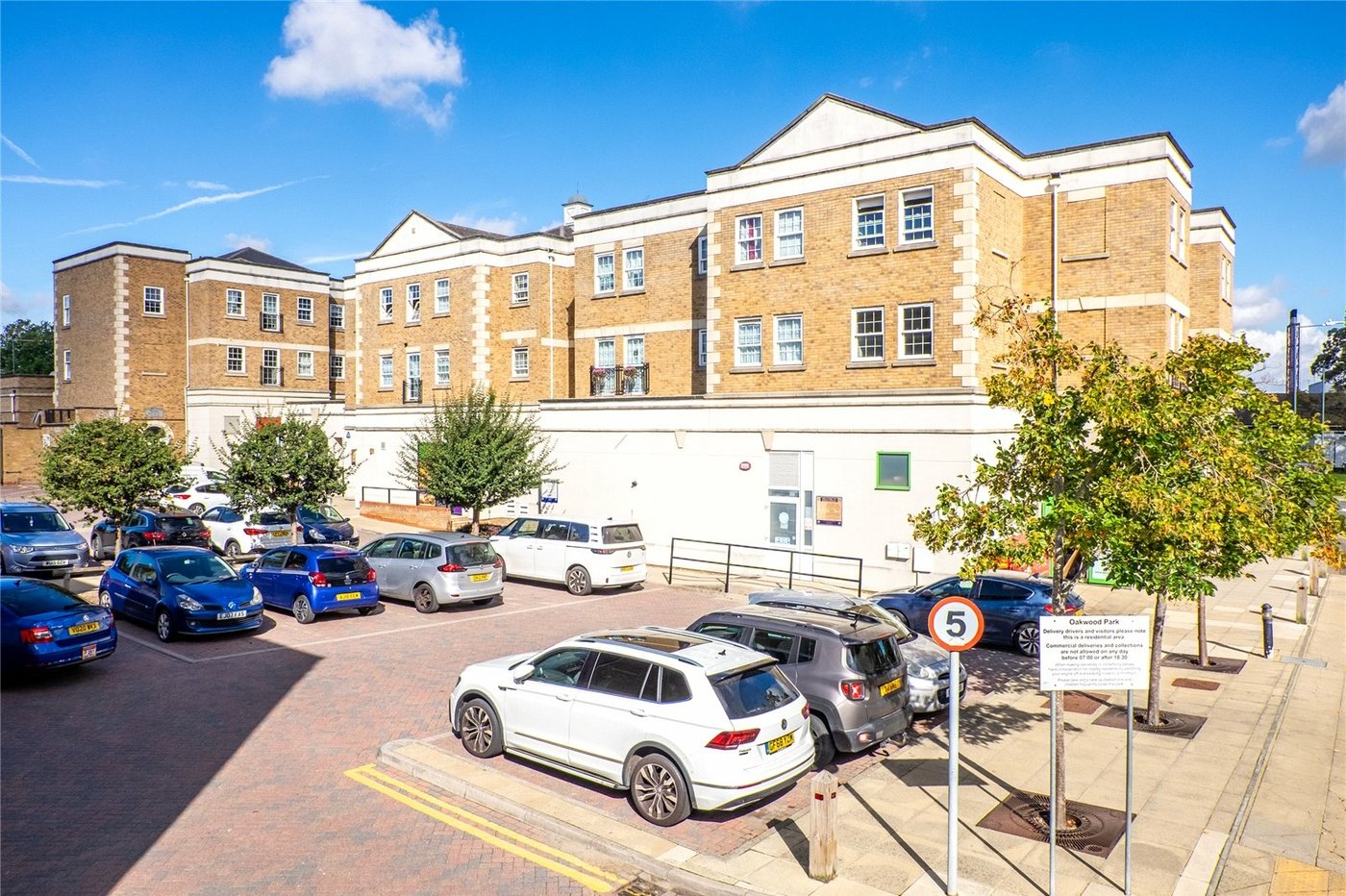 2 bedroom property for sale in Maidstone | Robinson Michael & Jackson