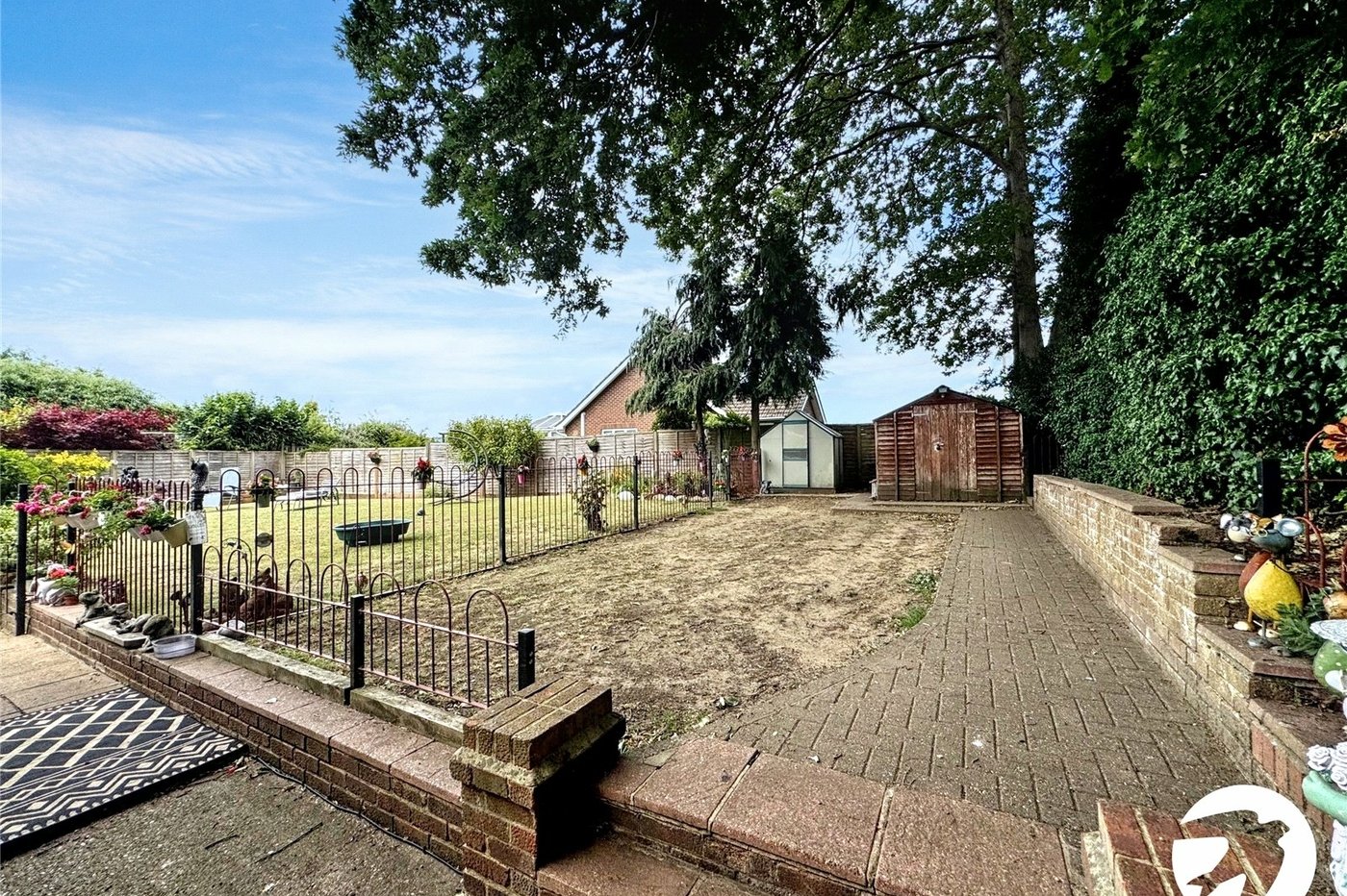 4 bedroom house for sale in Penenden Heath | Robinson Michael & Jackson