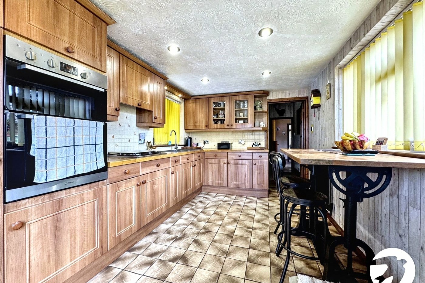 4 bedroom house for sale in Penenden Heath | Robinson Michael & Jackson