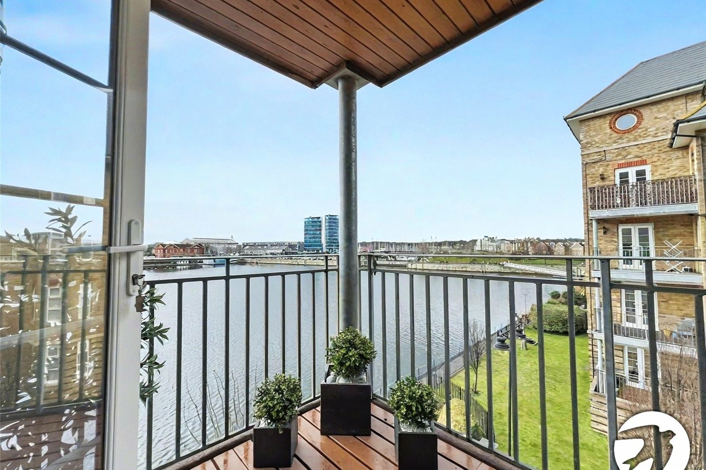 2 bedroom property for sale in St. Marys Island | Robinson Michael & Jackson