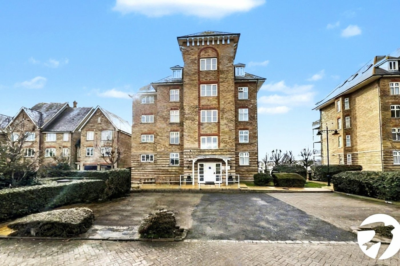 2 bedroom property for sale in St. Marys Island | Robinson Michael & Jackson