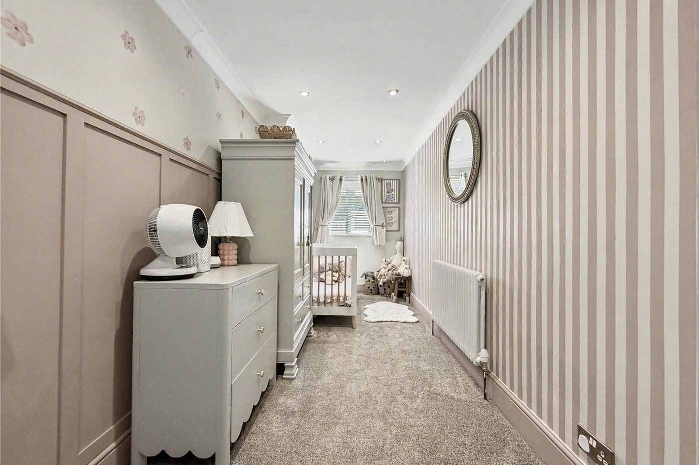 4 bedroom house for sale in Rainham | Robinson Michael & Jackson