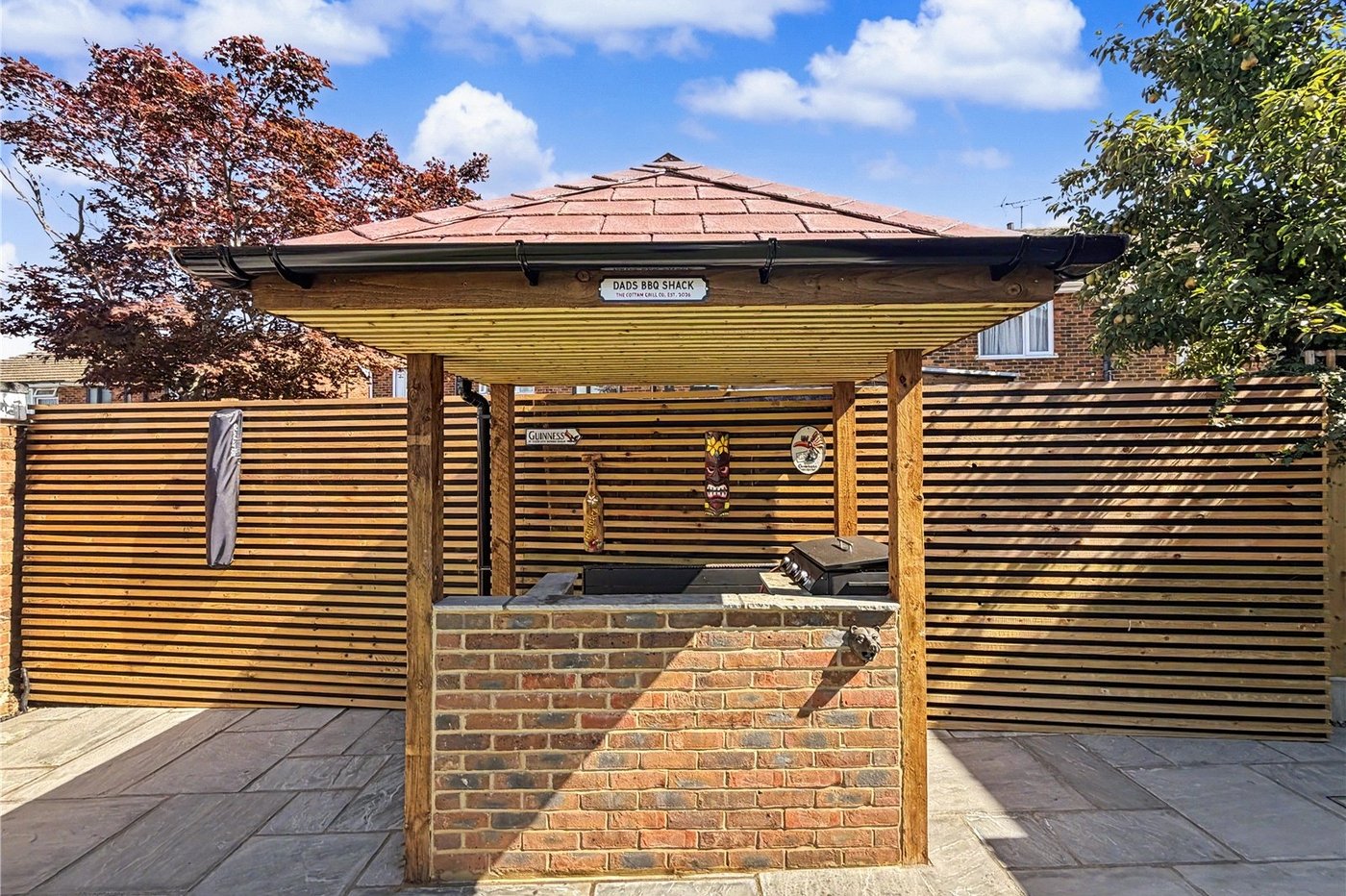 4 bedroom house for sale in Rainham | Robinson Michael & Jackson