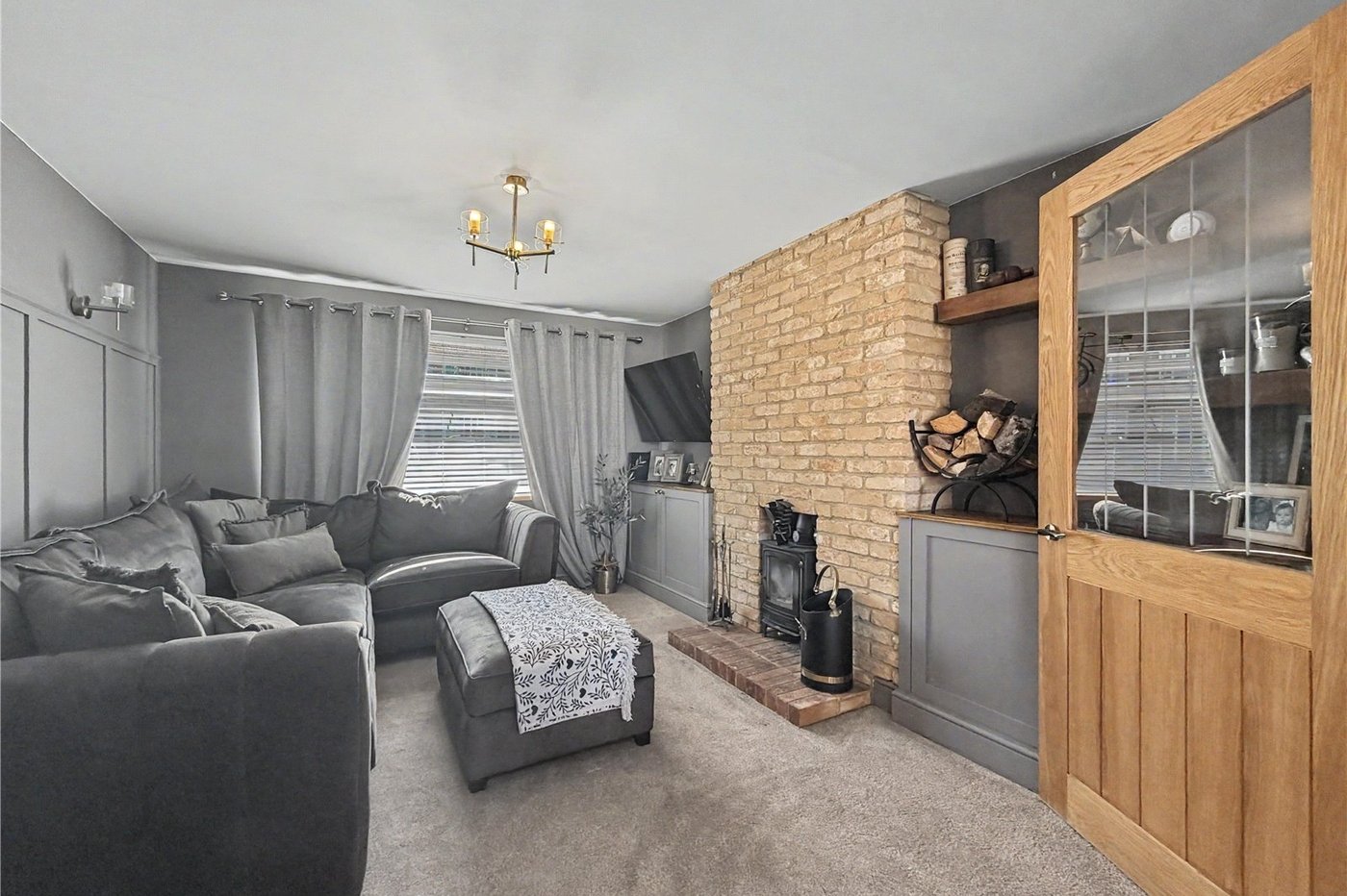 4 bedroom house for sale in Rainham | Robinson Michael & Jackson