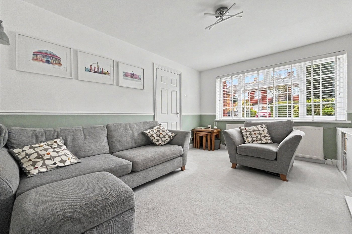 4 bedroom house for sale in Rainham | Robinson Michael & Jackson