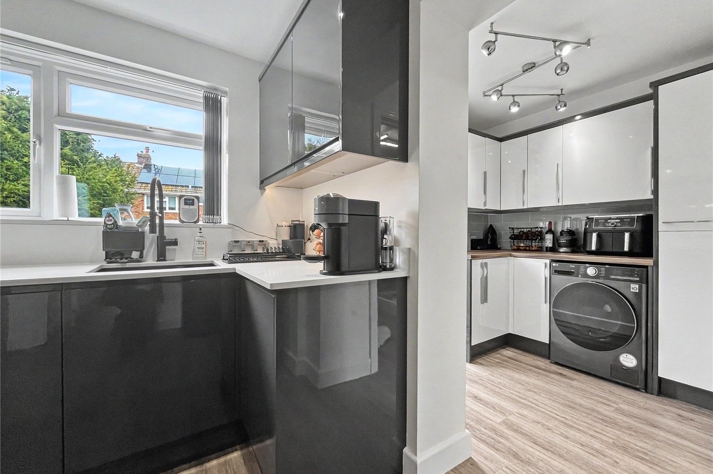 4 bedroom house for sale in Rainham | Robinson Michael & Jackson