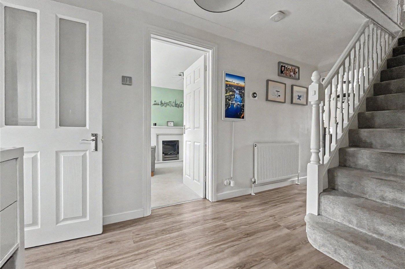 4 bedroom house for sale in Rainham | Robinson Michael & Jackson