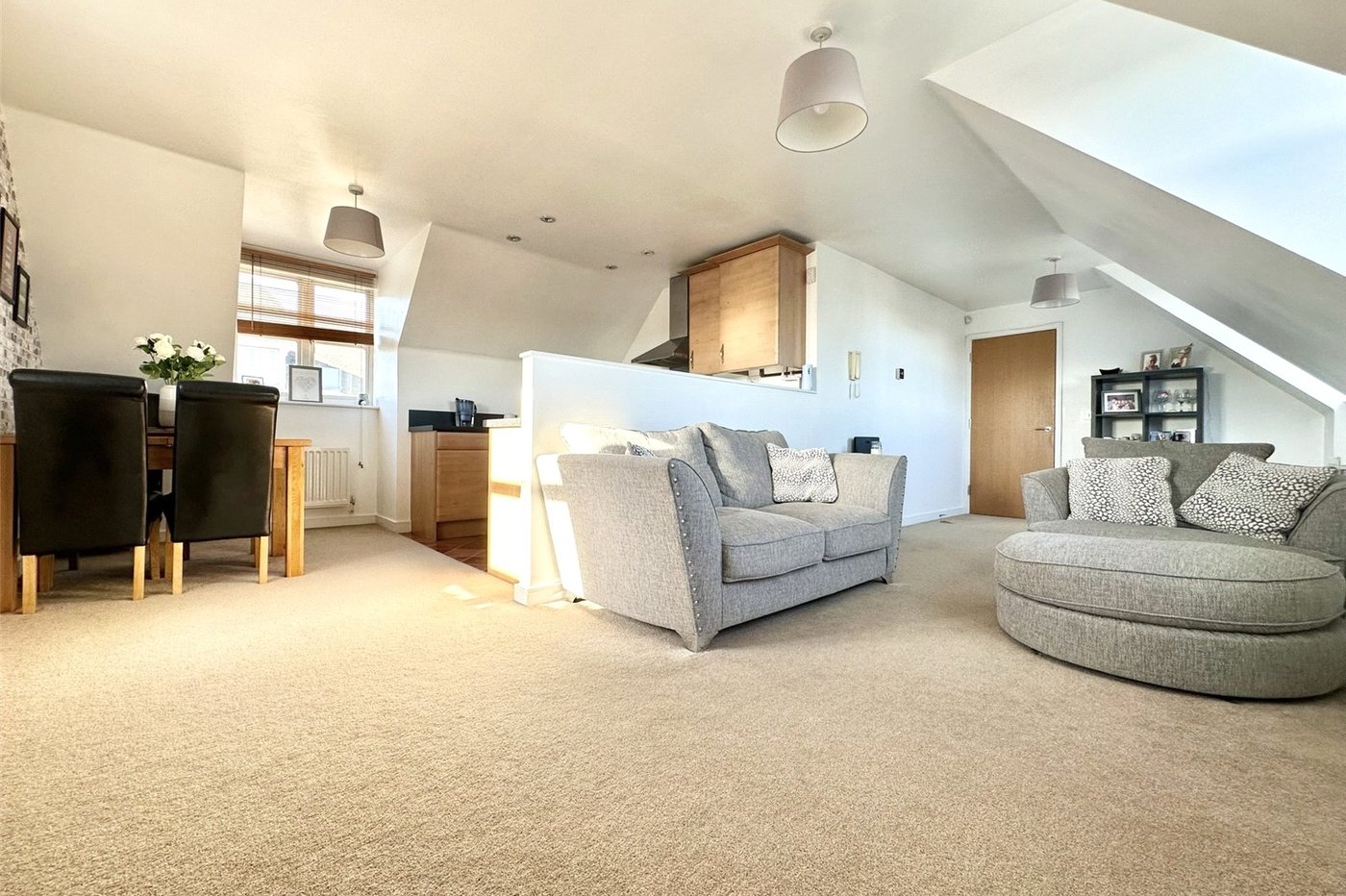 1 bedroom property for sale in Greenhithe | Robinson Jackson