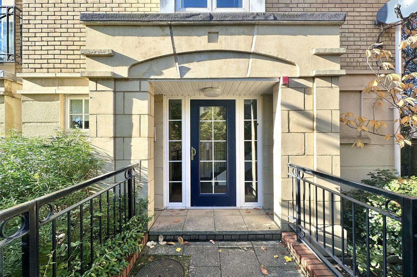 1 bedroom property for sale in Greenhithe | Robinson Jackson