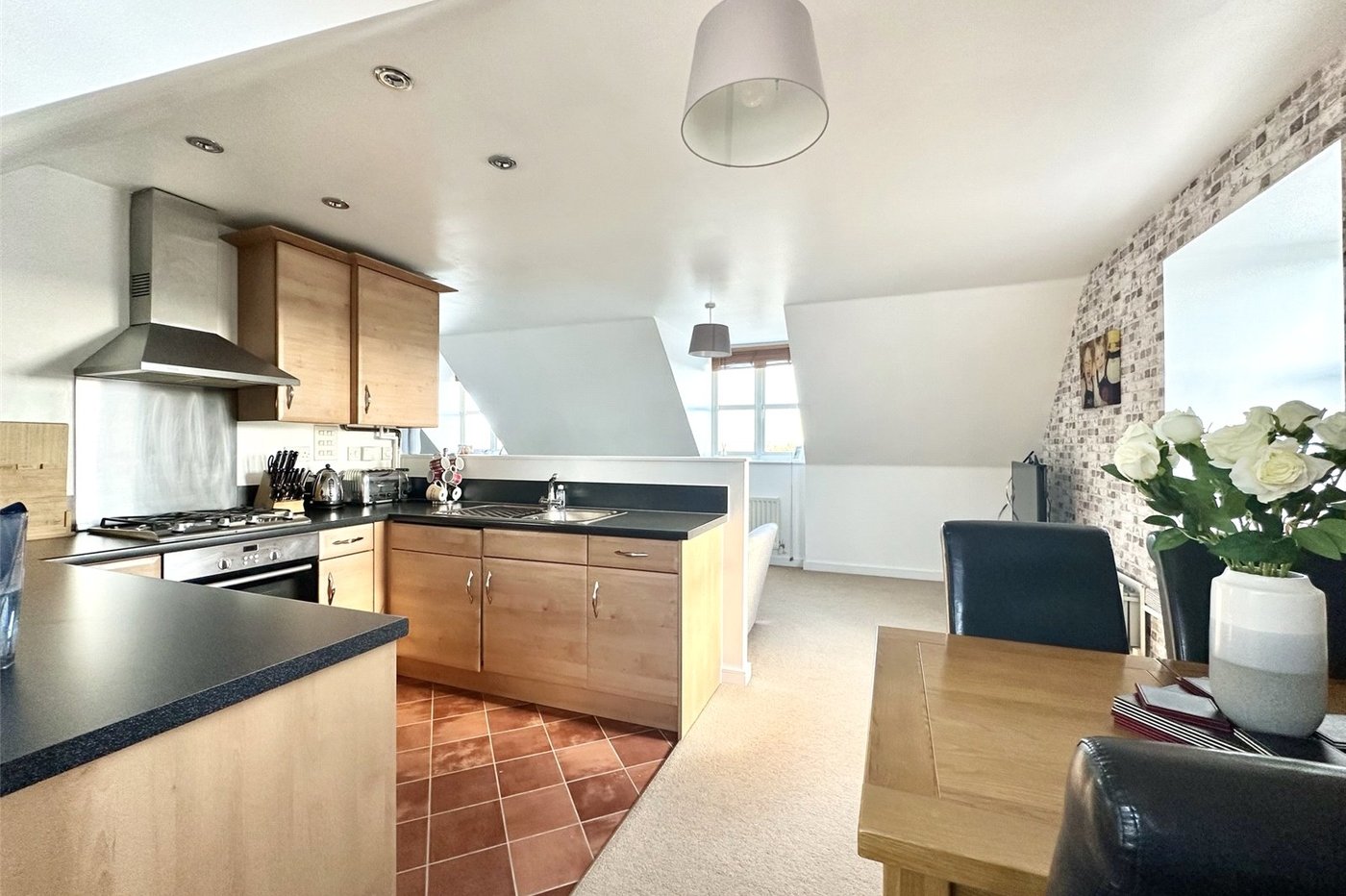 1 bedroom property for sale in Greenhithe | Robinson Jackson