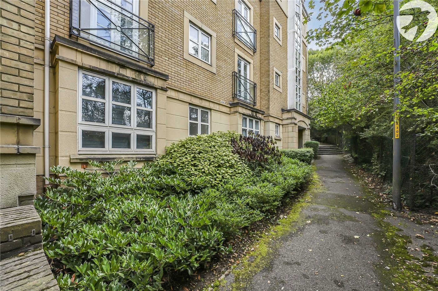 2 bedroom property for sale in Waterstone Park | Robinson Jackson