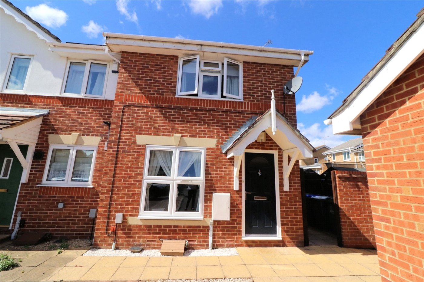 house for sale in "Watermead Park", Slade Green, DA8 Robinson Jackson