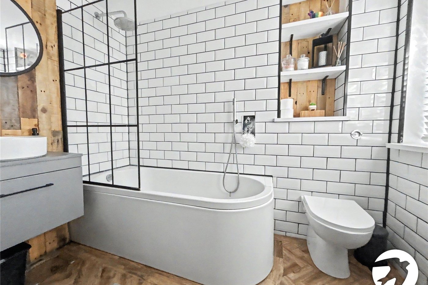 2 bedroom property for sale in Fairfield Close | Robinson Jackson