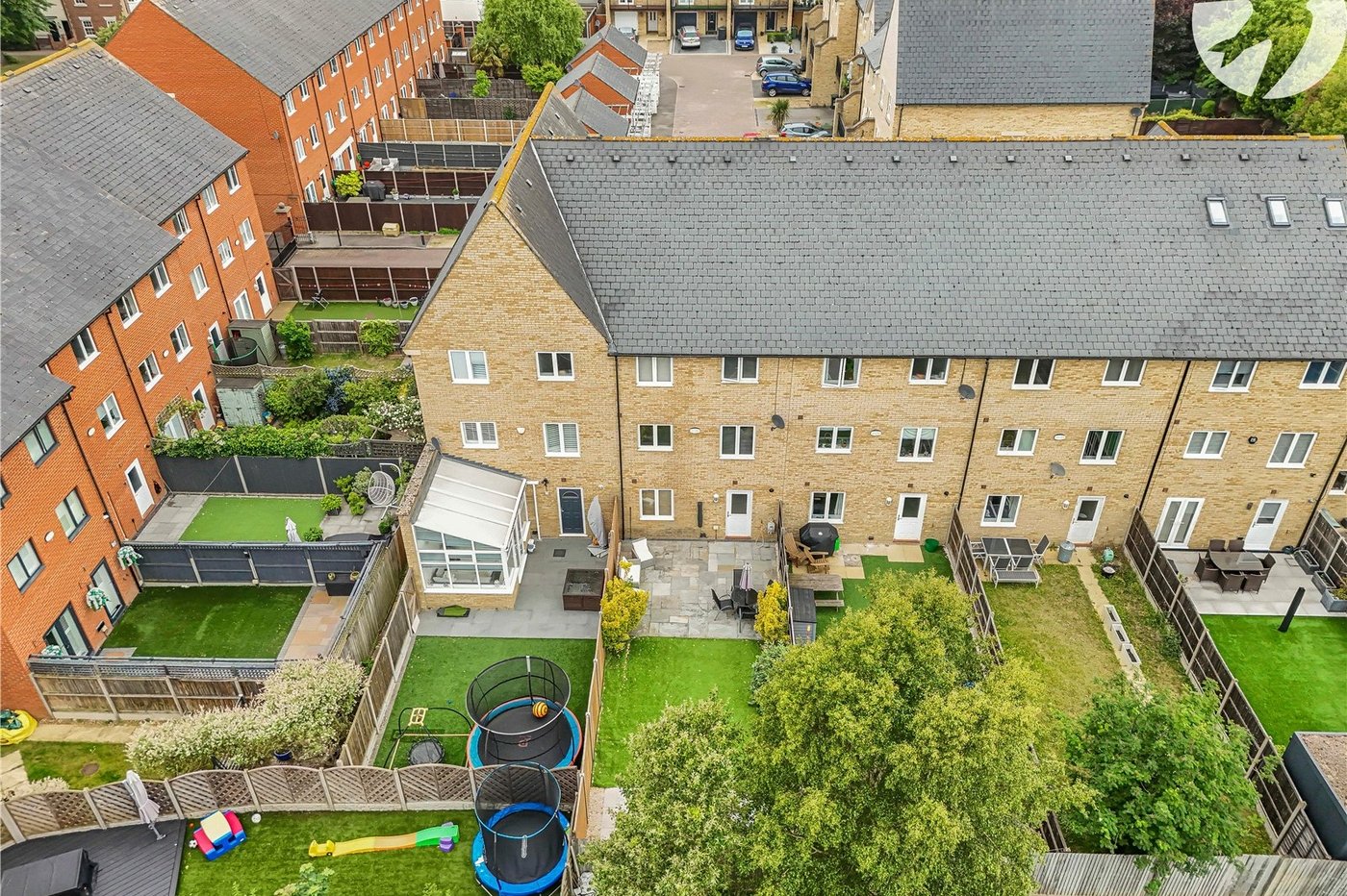 4 bedroom property for sale in Dartford | Robinson Jackson