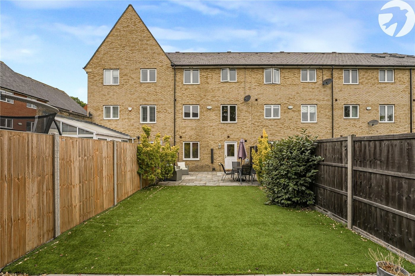 4 bedroom property for sale in Dartford | Robinson Jackson