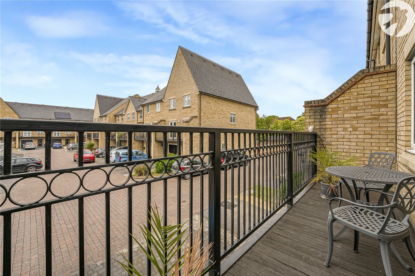 4 bedroom property for sale in Dartford | Robinson Jackson