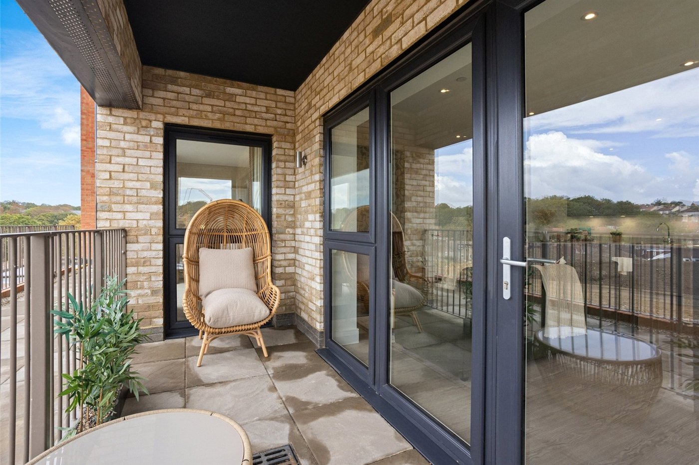 2 bedroom property to rent in Erith | Robinson Jackson