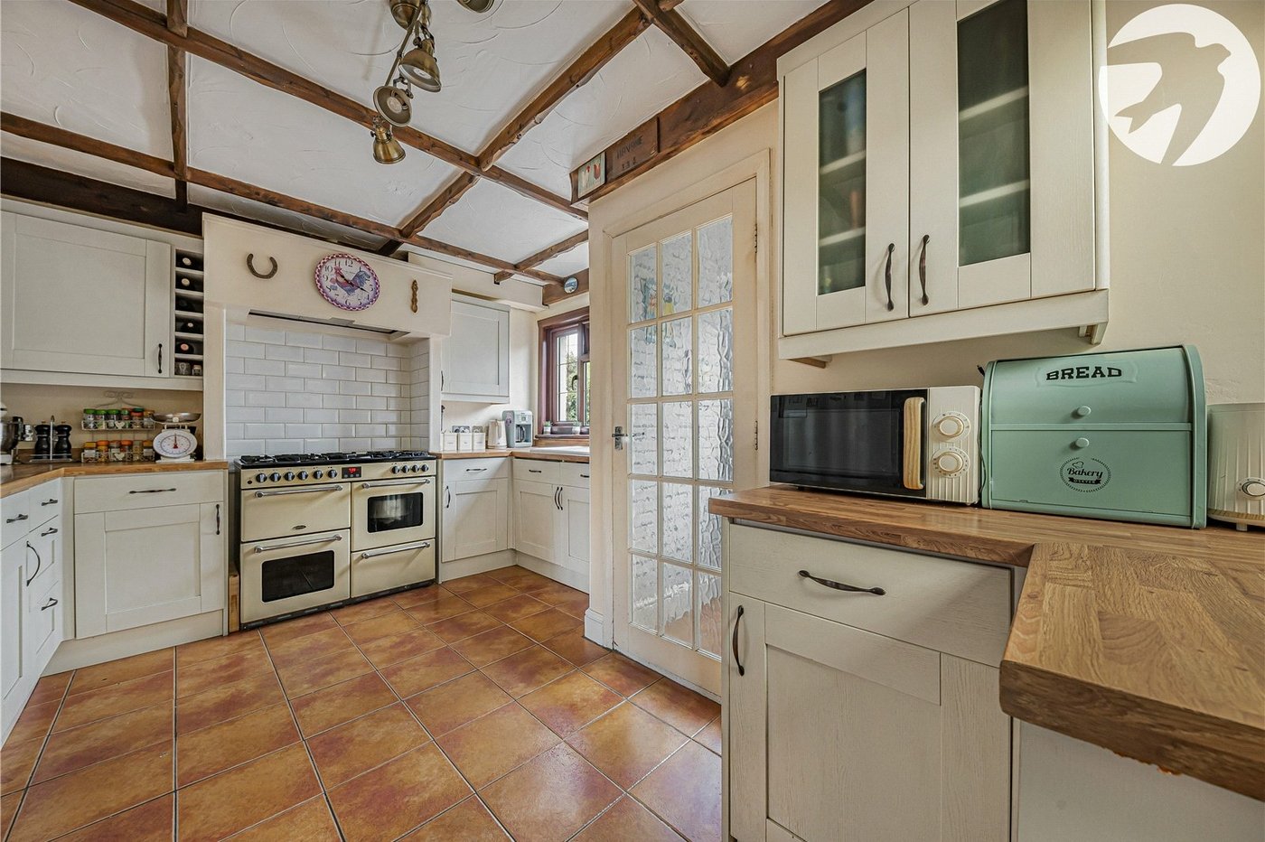 4 bedroom house for sale in Horton Kirby | Robinson Jackson