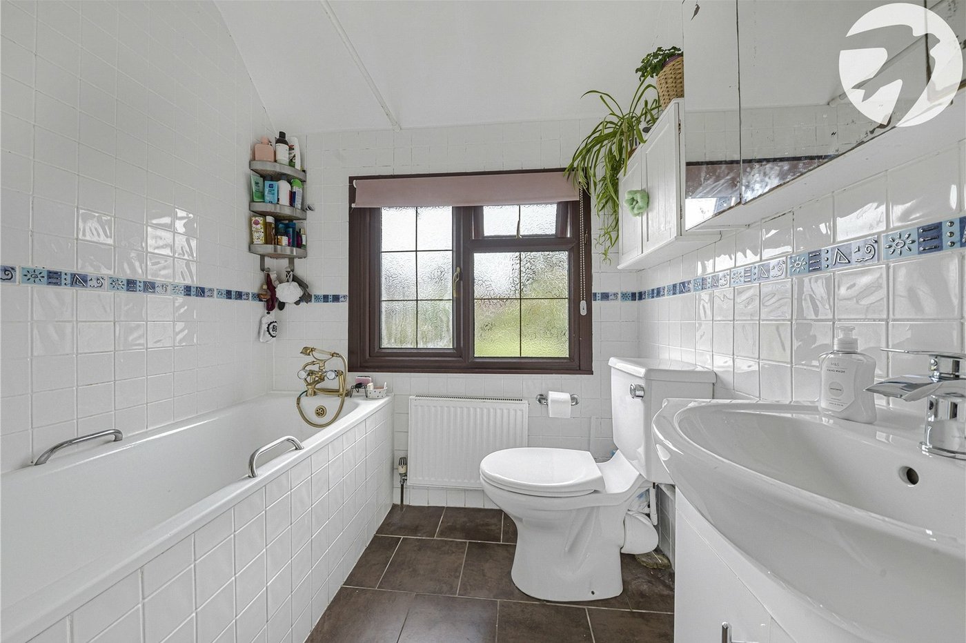 4 bedroom house for sale in Horton Kirby | Robinson Jackson