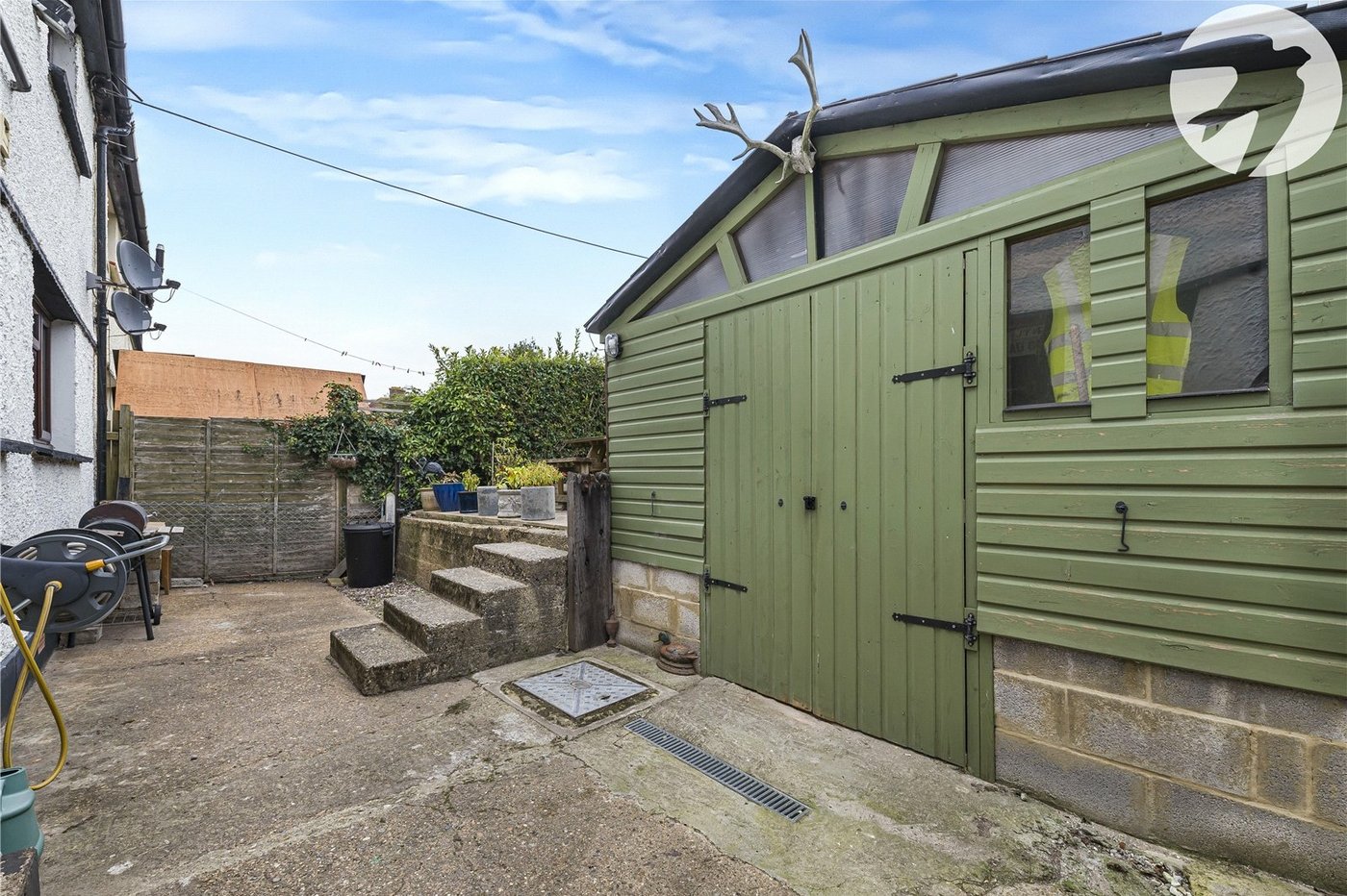 4 bedroom house for sale in Horton Kirby | Robinson Jackson