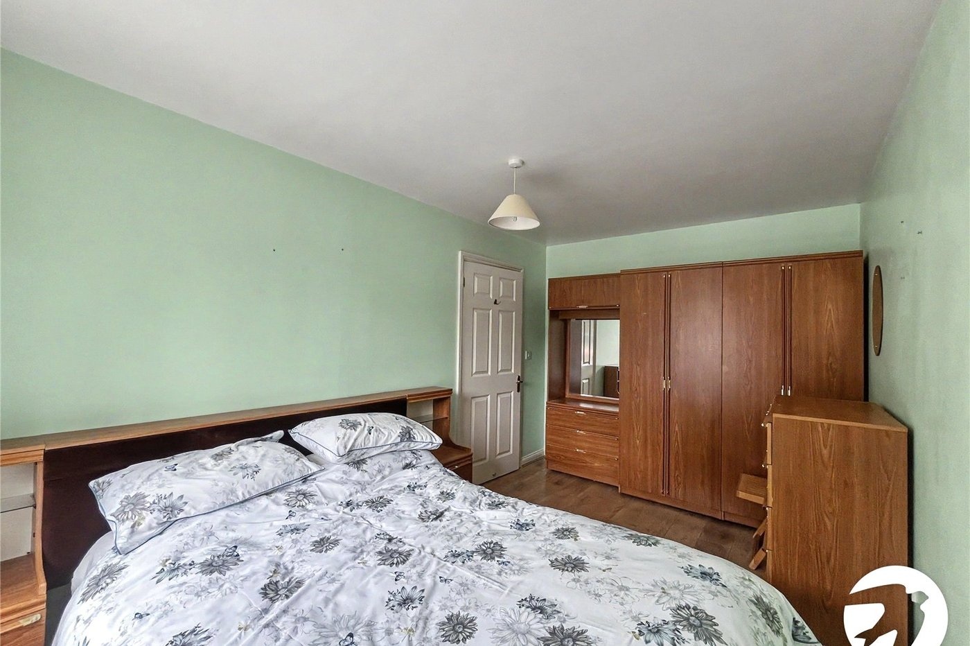 2 bedroom bungalow for sale in Iwade | Robinson Michael & Jackson