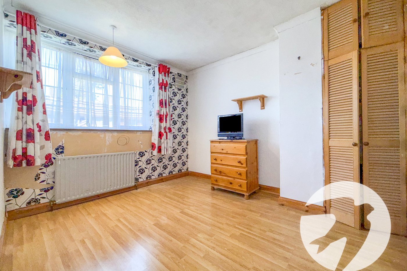 3 bedroom house for sale in London | Robinson Jackson