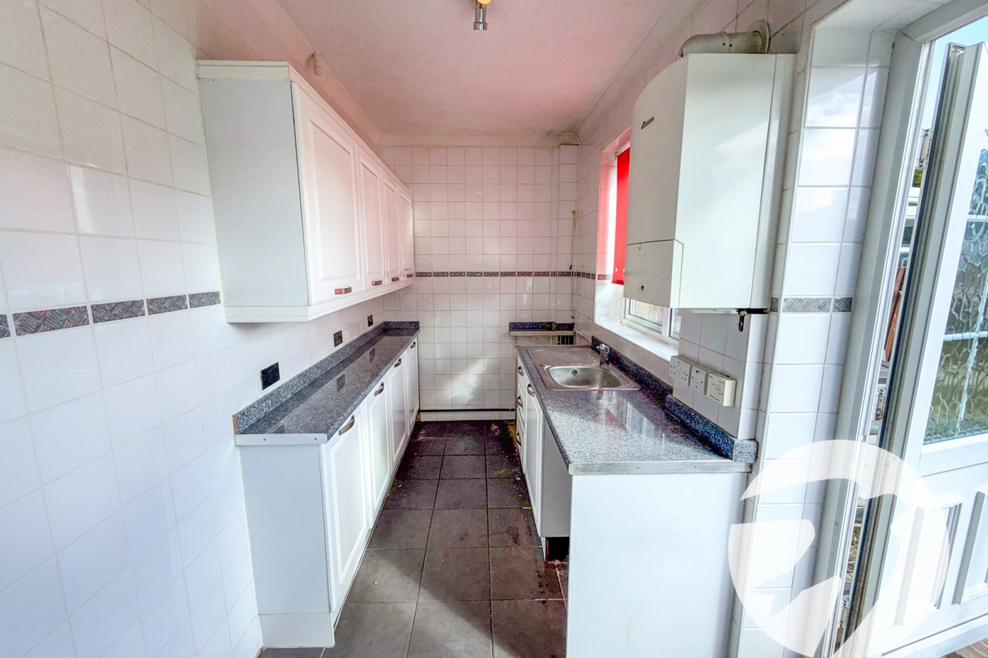 3 bedroom house for sale in London | Robinson Jackson