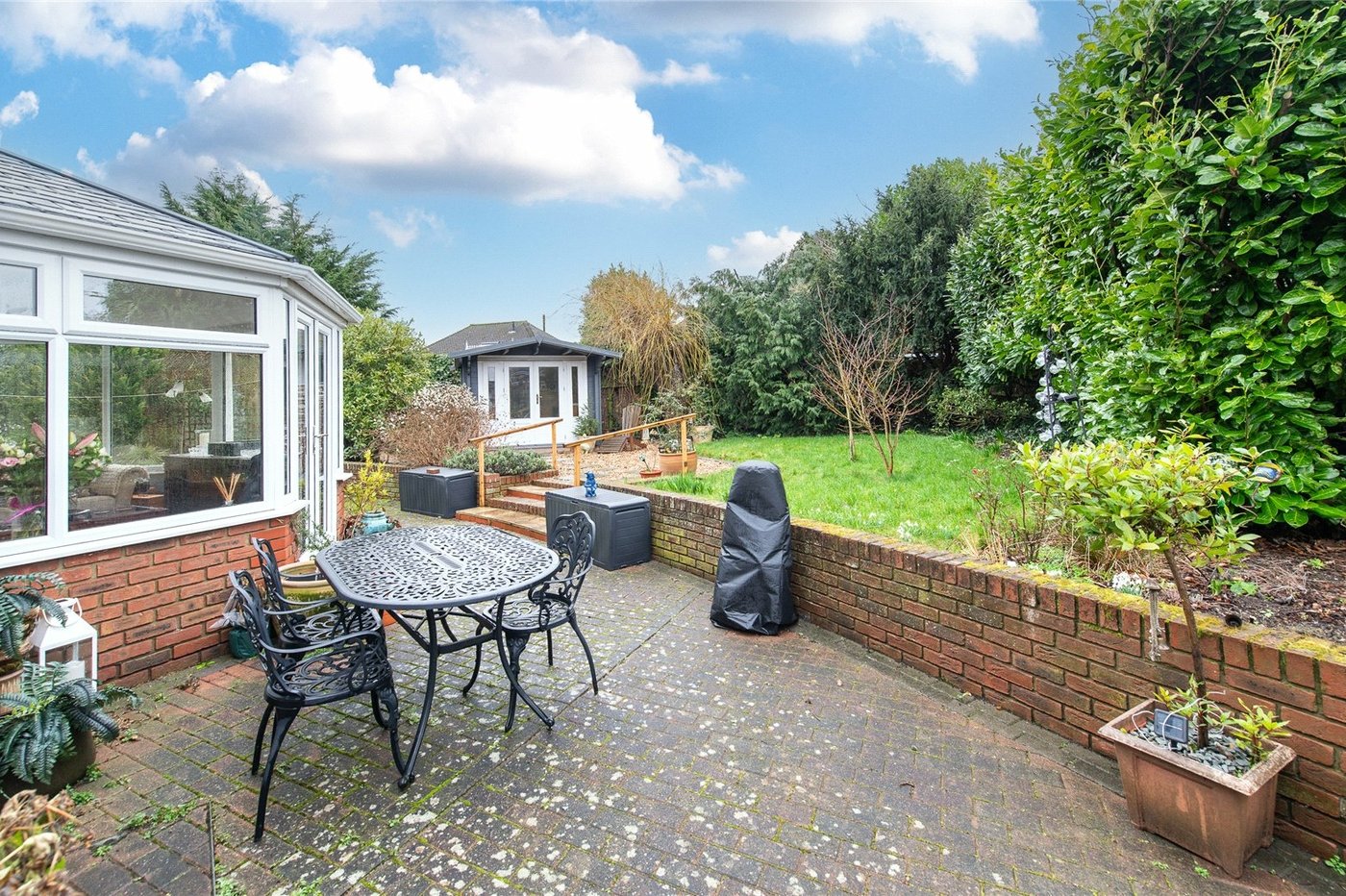 5 bedroom house for sale in Higham | Robinson Michael & Jackson