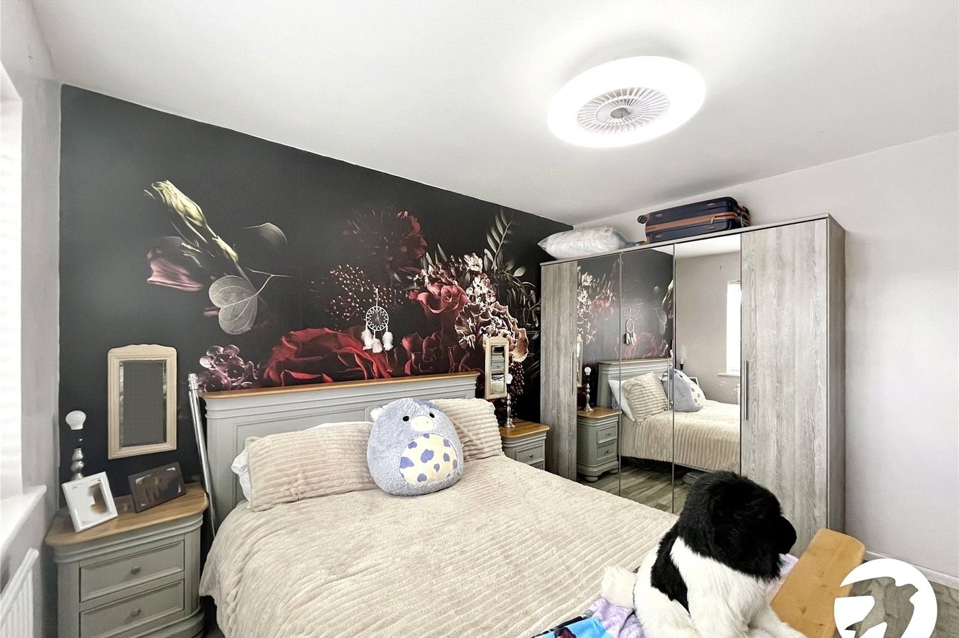 2 bedroom bungalow for sale in Lower Halstow | Robinson Michael & Jackson