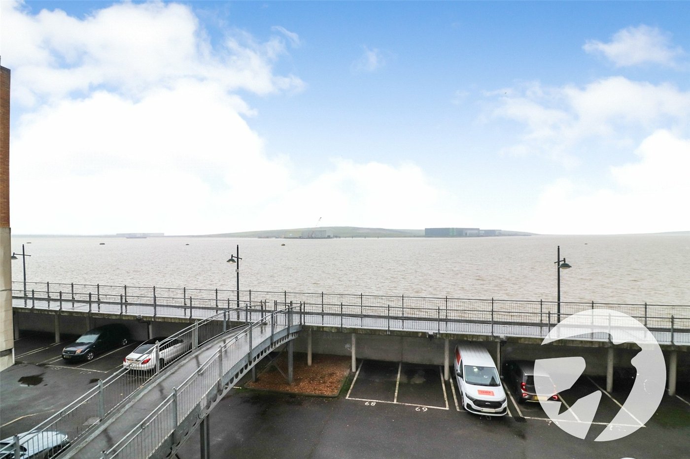 2 bedroom property for sale in Chichester Wharf | Robinson Jackson