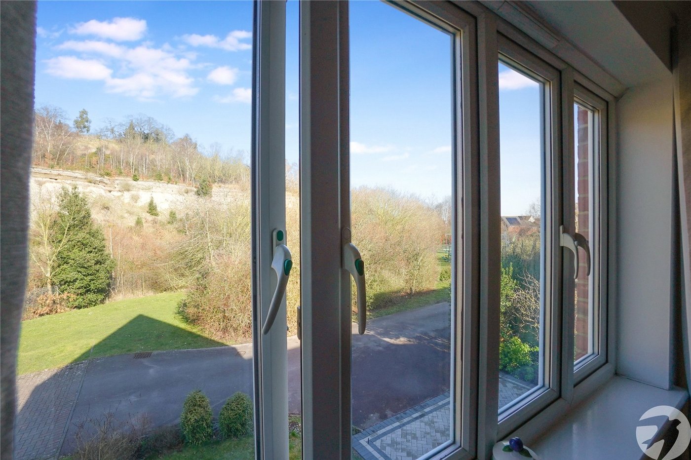 4 bedroom house for sale in Upnor | Robinson Michael & Jackson