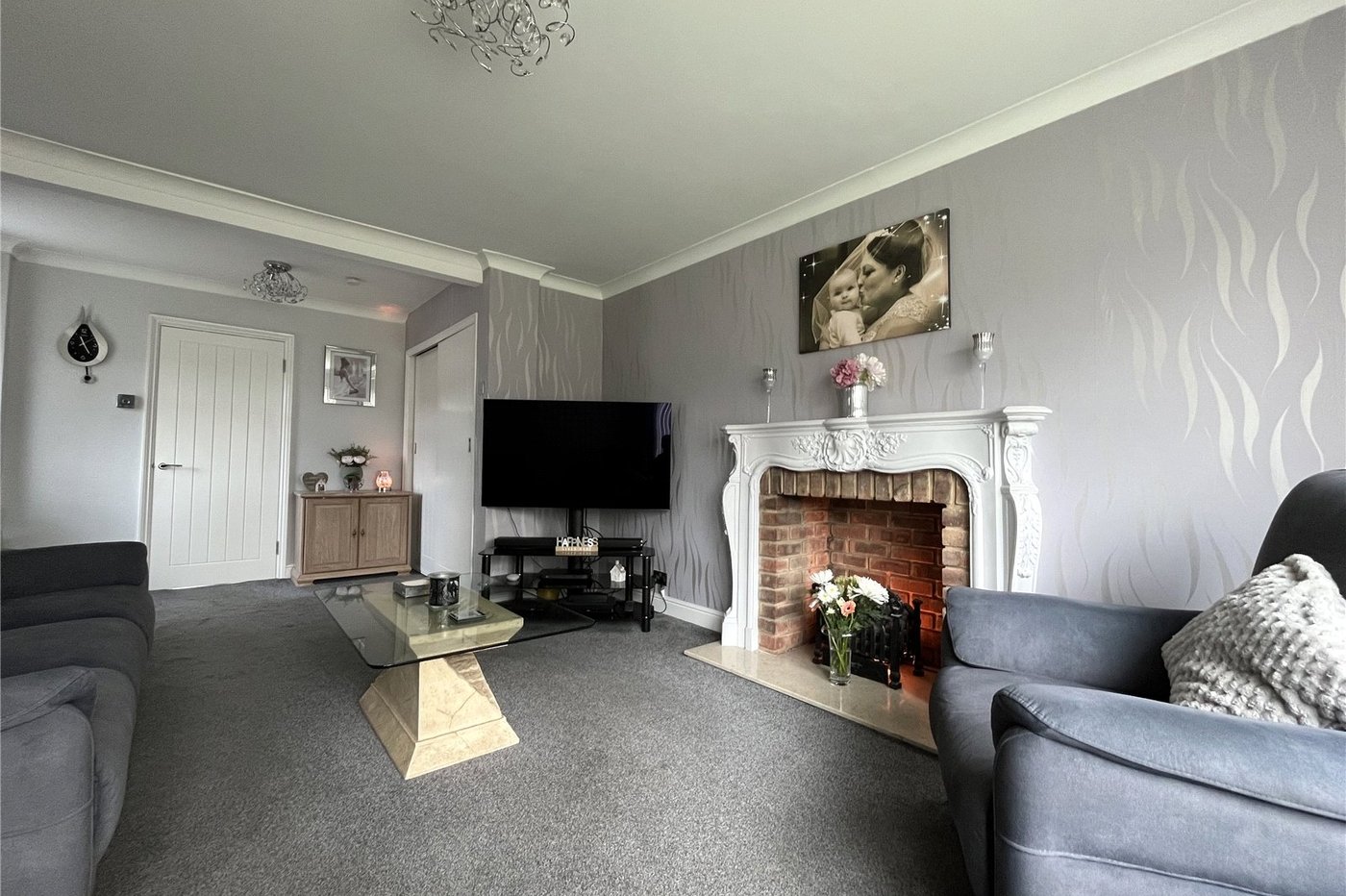 3 bedroom house for sale in Walderslade | Robinson Michael & Jackson