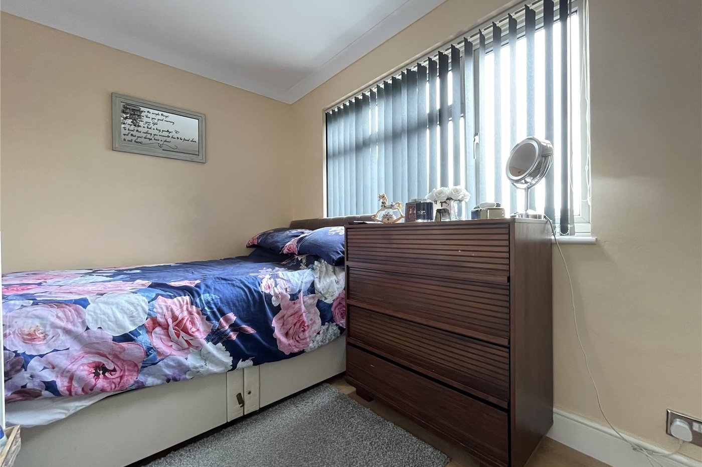 3 bedroom house for sale in Walderslade | Robinson Michael & Jackson