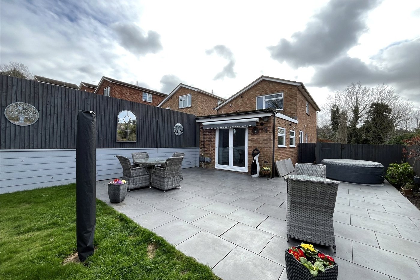 3 bedroom house for sale in Walderslade | Robinson Michael & Jackson