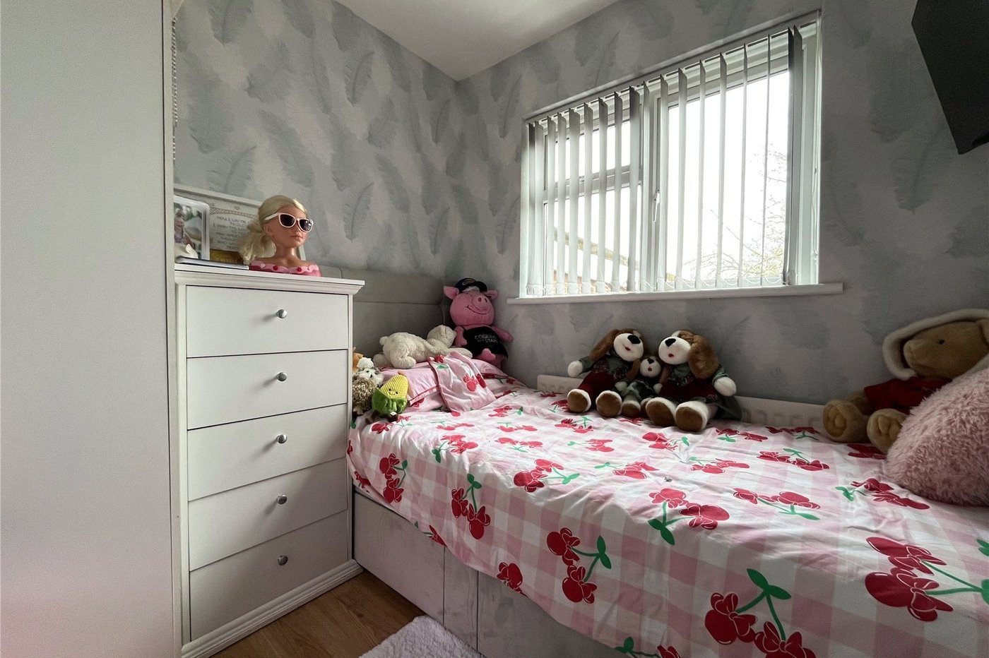 3 bedroom house for sale in Walderslade | Robinson Michael & Jackson