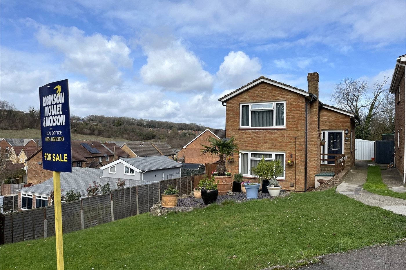 3 bedroom house for sale in Walderslade | Robinson Michael & Jackson