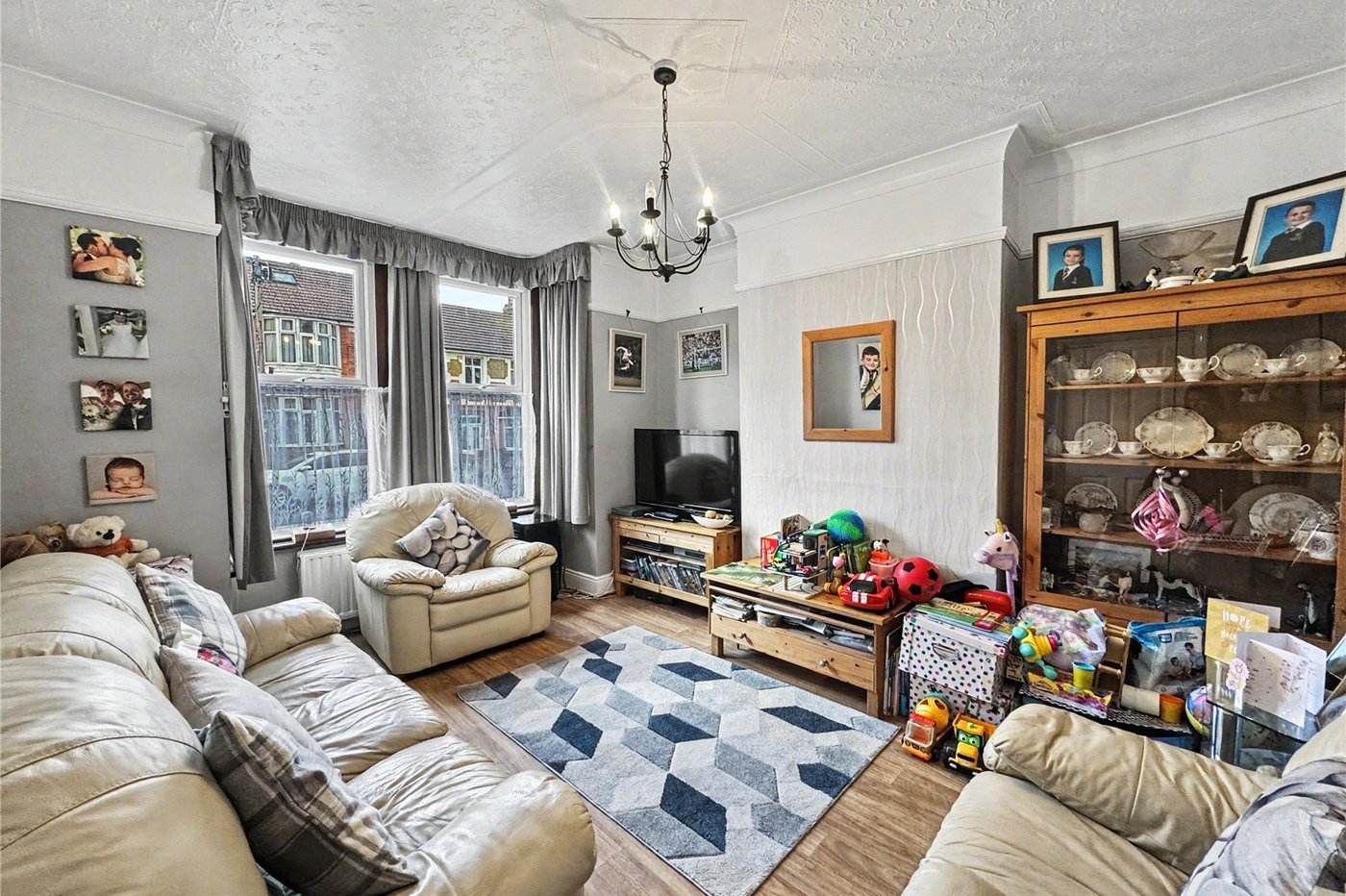 5 bedroom house for sale in Gillingham | Robinson Michael & Jackson
