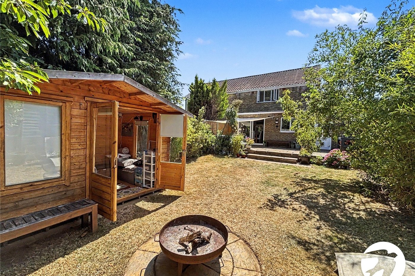 2 bedroom house for sale in Weedswood | Robinson Michael & Jackson