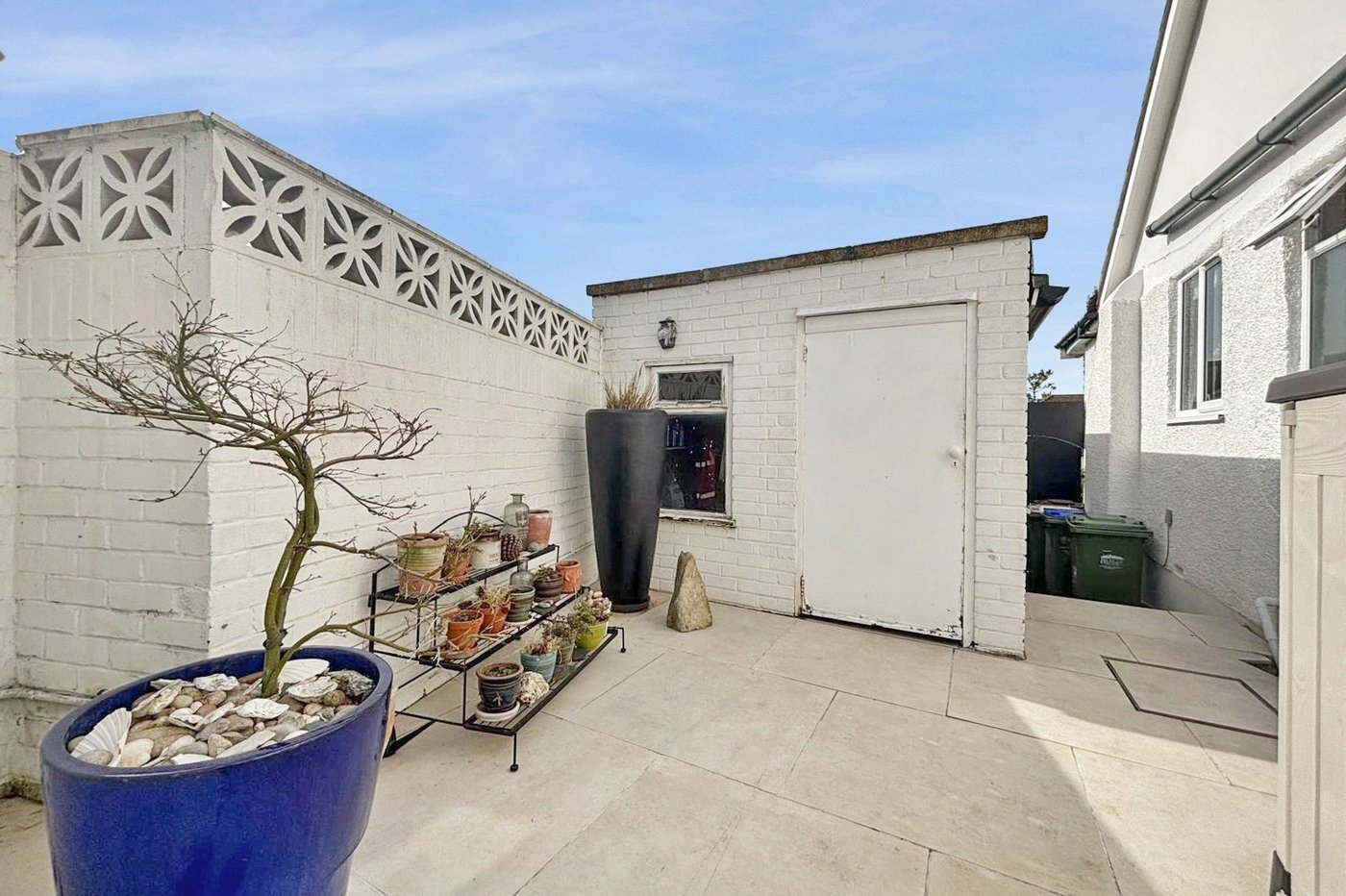 4 bedroom bungalow for sale in Bexley | Robinson Jackson