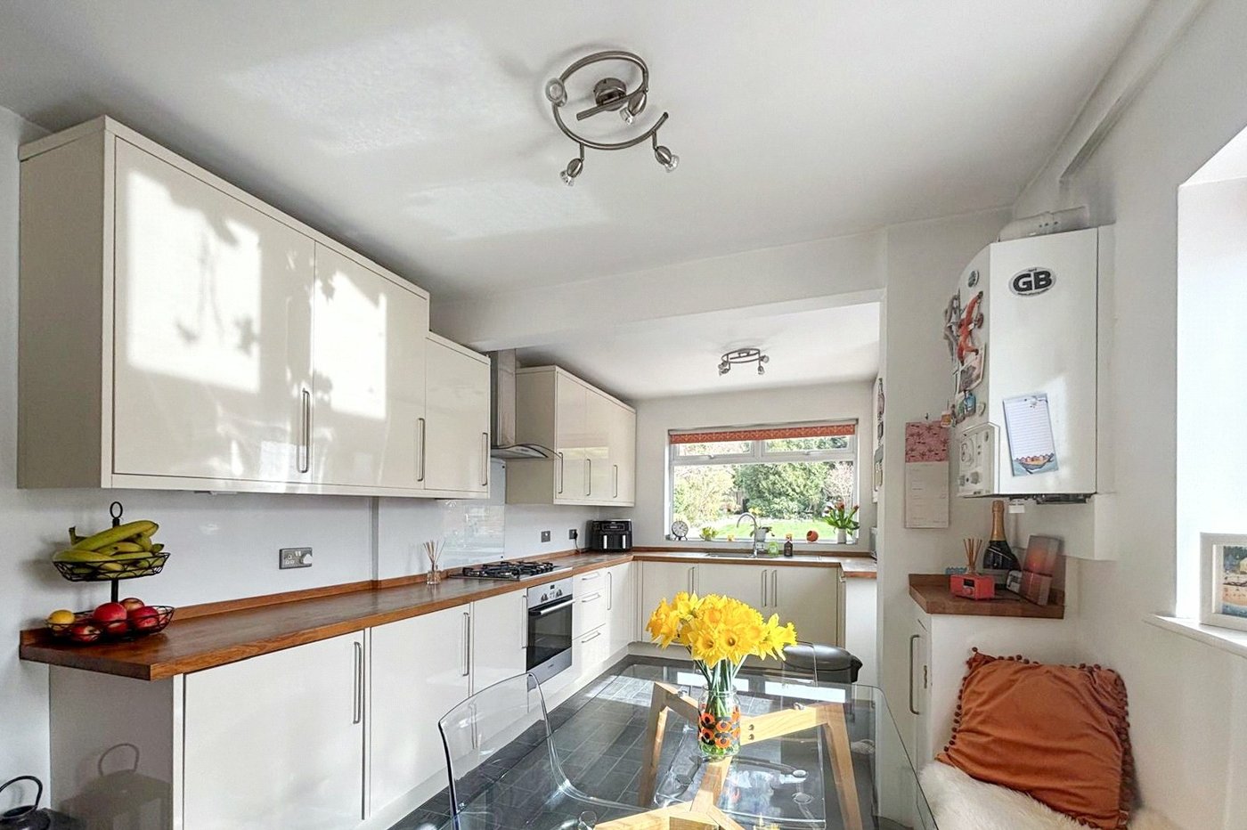 4 bedroom bungalow for sale in Bexley | Robinson Jackson