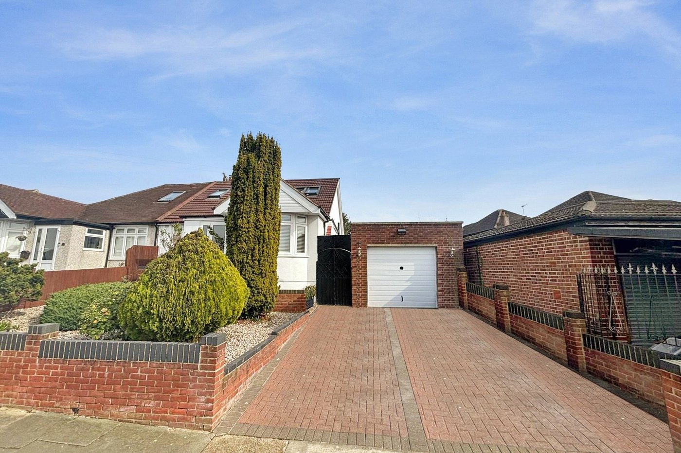 4 bedroom bungalow for sale in Bexley | Robinson Jackson