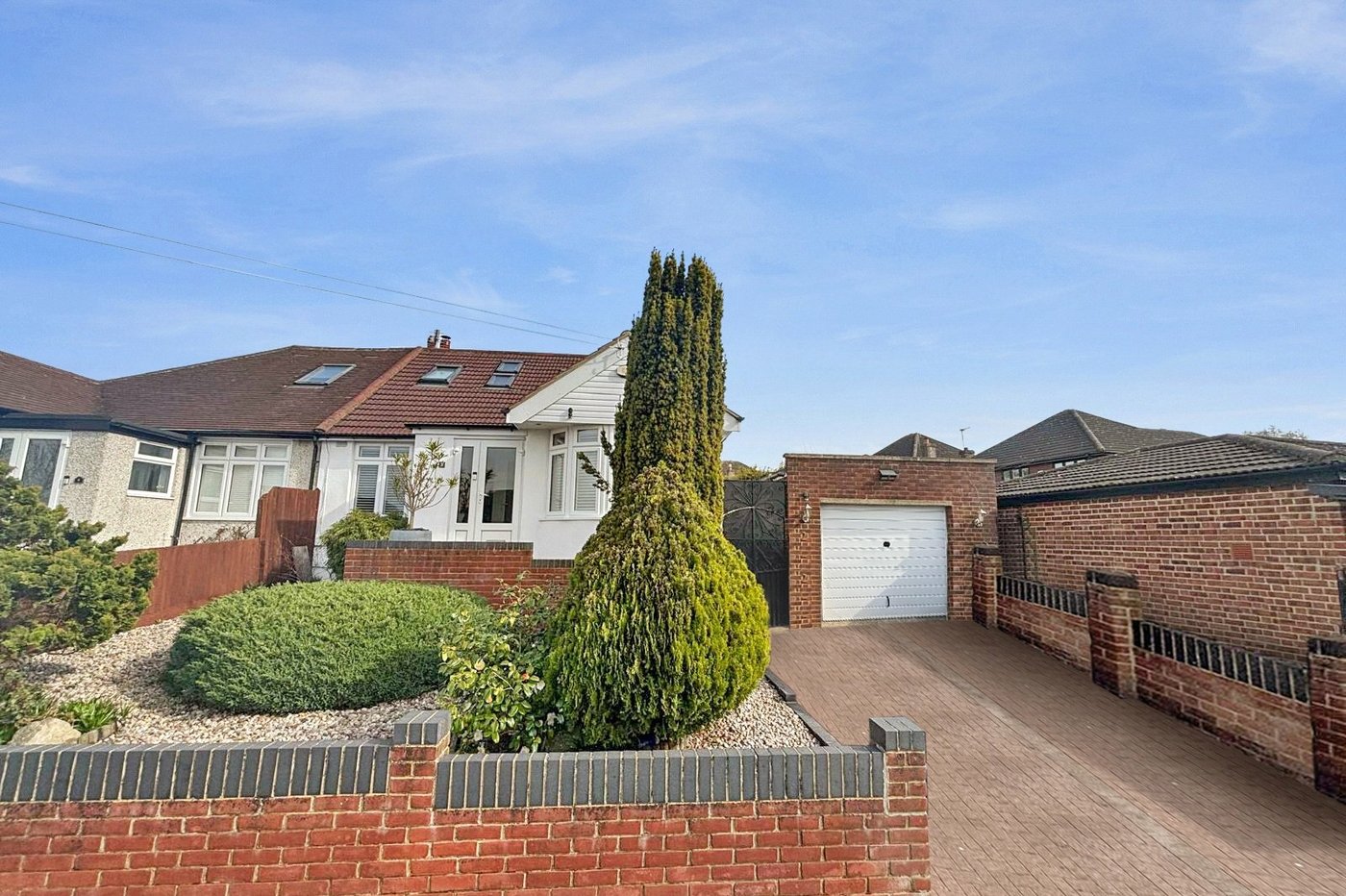 4 bedroom bungalow for sale in Bexley | Robinson Jackson
