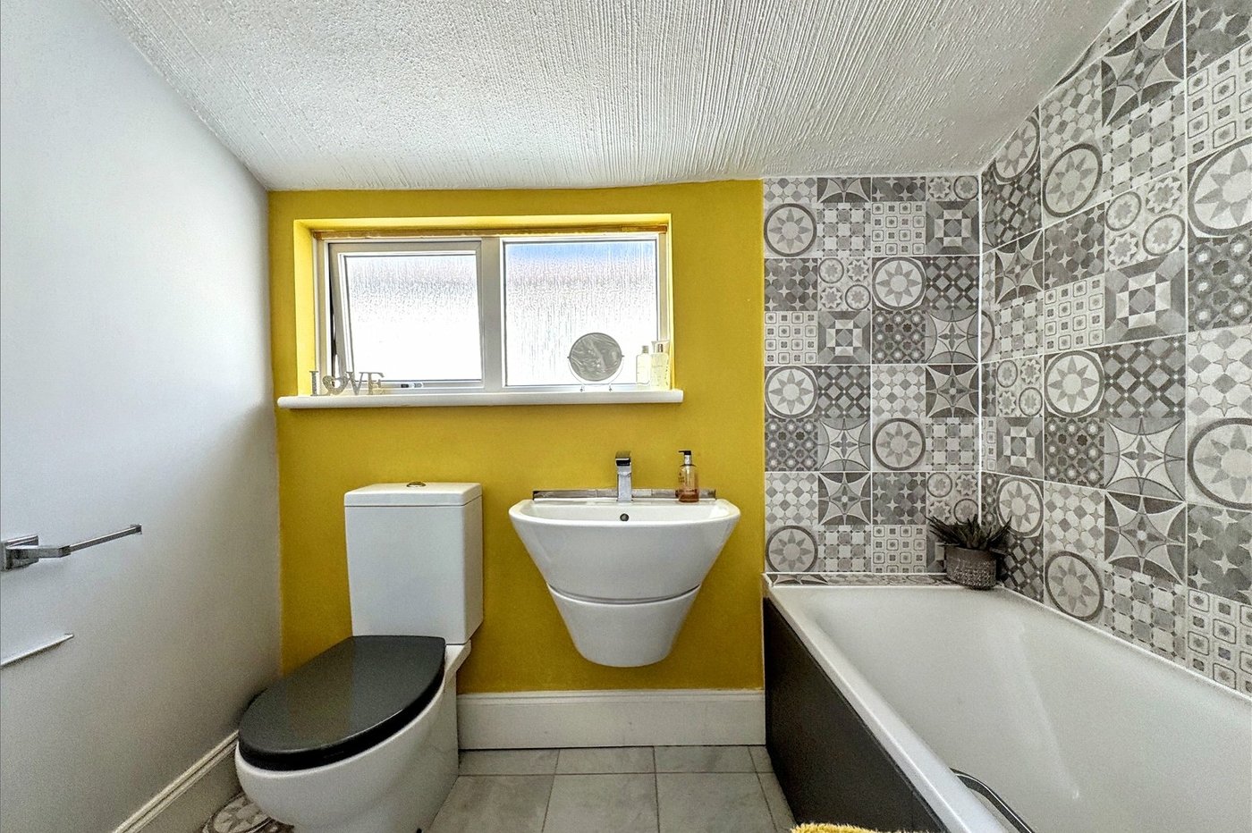 3 bedroom house for sale in Gillingham | Robinson Michael & Jackson