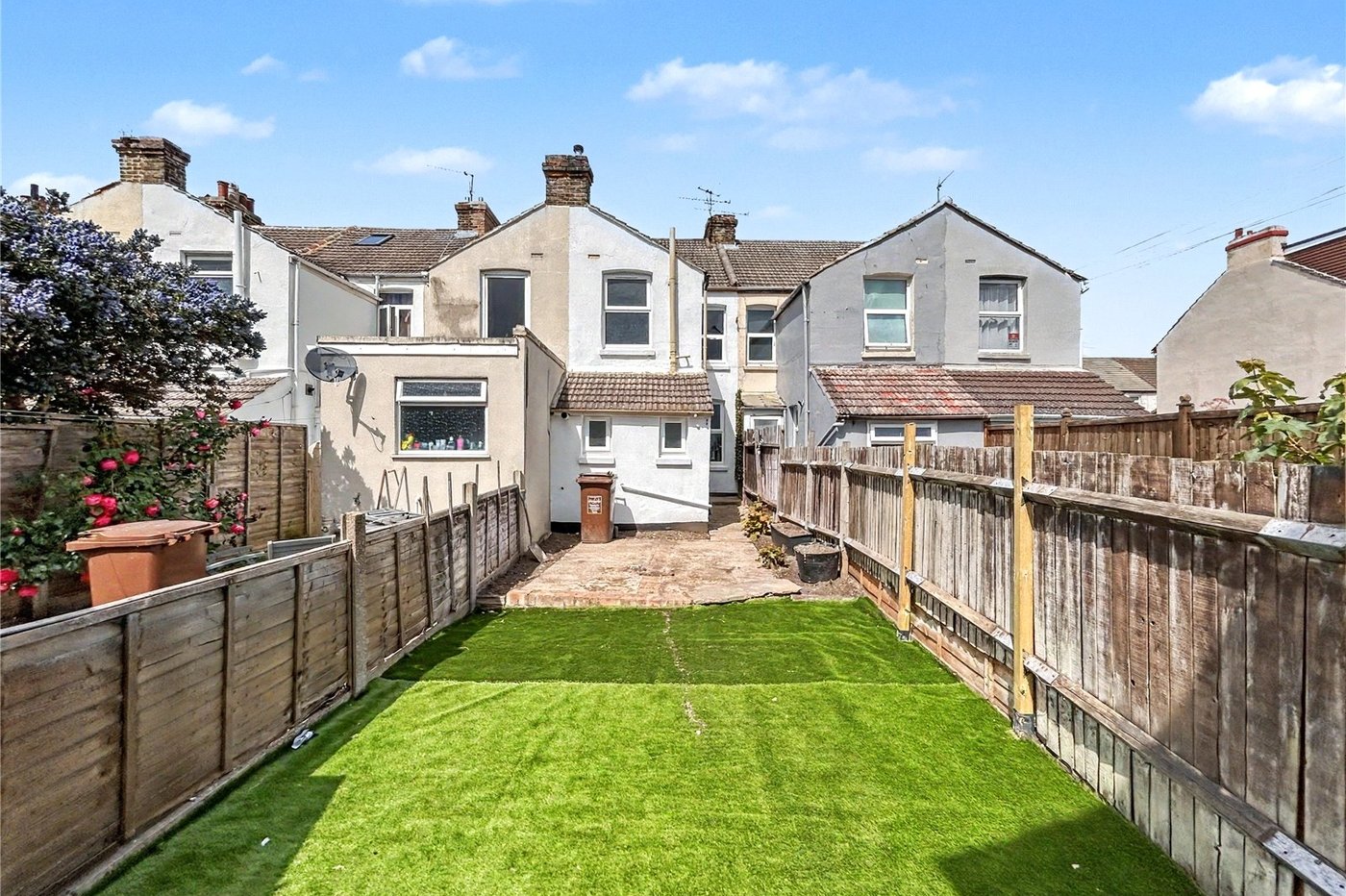 2 bedroom house for sale in Gillingham | Robinson Michael & Jackson