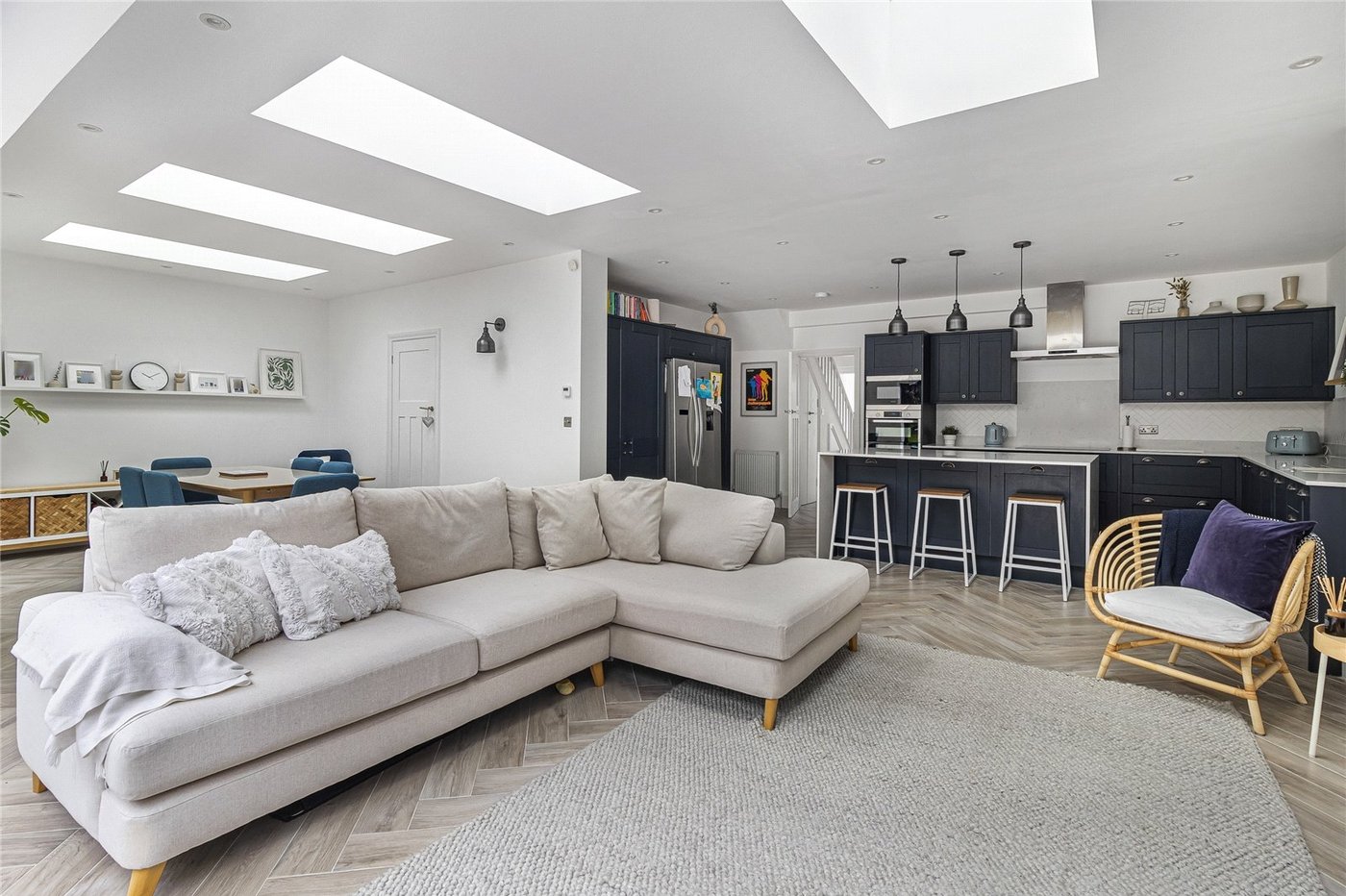 5 bedroom house for sale in South Welling | Robinson Jackson