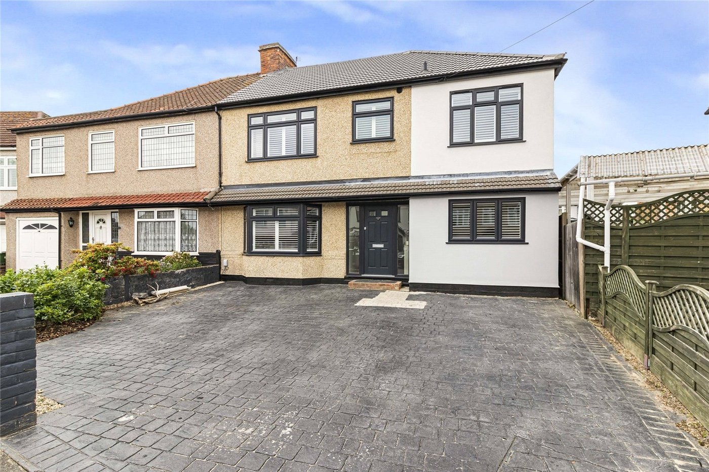 5 bedroom house for sale in South Welling | Robinson Jackson